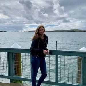 Meet your Posher, Lindsey